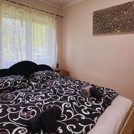 Family Friendly Apartman بودابست المظهر الخارجي الصورة